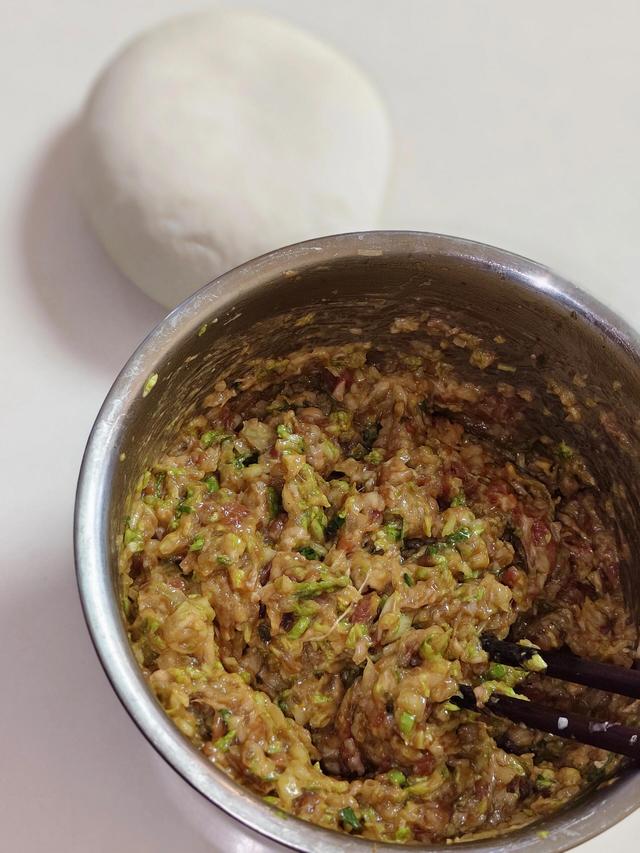 冬至吃饺子，萝卜芹菜都靠边站	，这馅才是首选，太香了！