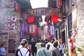 湖北赤壁：景区升级绘新景 文旅市场焕新颜图片