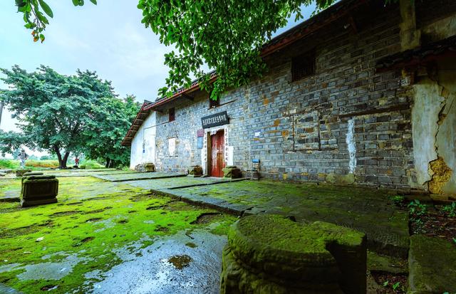 四川隆昌云顶寨，距今已有600多年历史，被誉为“川东第一寨”