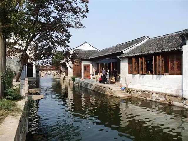 相约老年人荡口古镇自由行