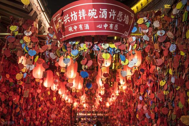 别再乱冲西安！这3个网红地坑哭人，老陕只去巷子里找味