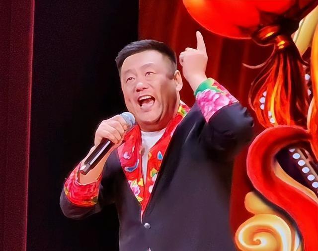 赵本山也没想到，春晚将至	，“教女无方”的宋晓峰，让他丢尽脸面