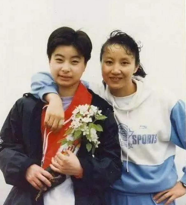 结婚13年，44岁郭晶晶再次迎来喜讯，又一次证明了霍启刚的眼光