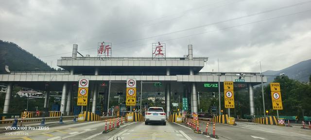 难忘的自驾游旅行，渔门镇邂逅异国风情，格萨拉遭遇大雾“锁景”