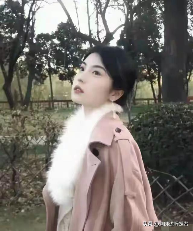 河南郑州一校花 169cm身高 身材拥有黄金比例 散发迷人身材魅力