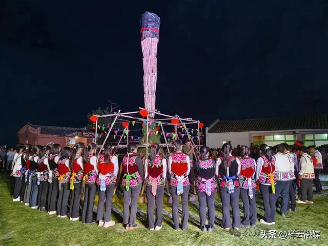 7月18日，普淜镇八甲地火把节，邀您共赴“火的盛宴”！