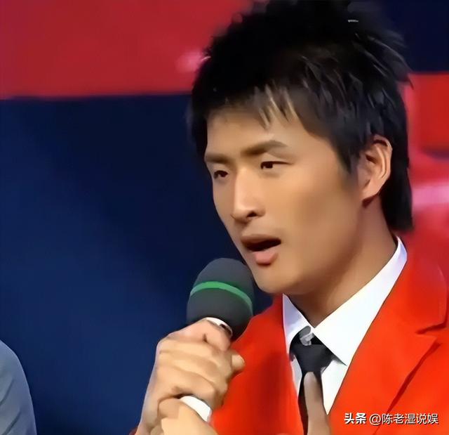 51岁主持人何炅近况：无妻无子、与保姆相伴，如今终于与自己和解