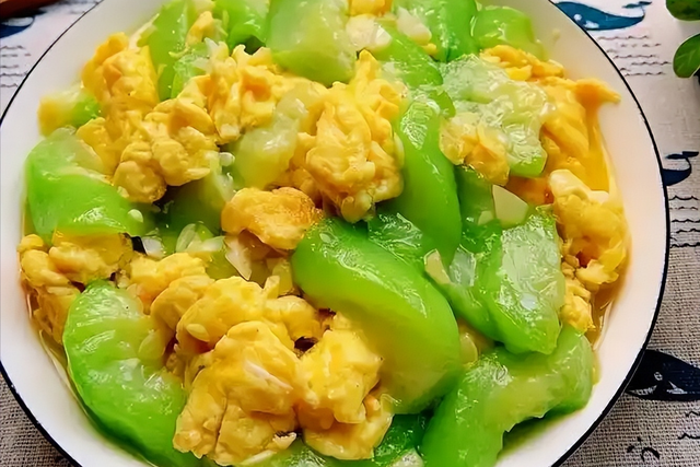 丝瓜再次被关注！研究发现：常吃丝瓜的糖尿病人，能收获5大好处