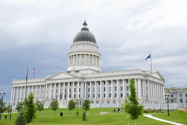 打奉陪到底，联合国爆发激战，中方开始算总账，第一个收拾美国