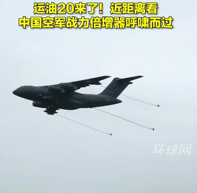 阅兵女机长身份曝光！私生活被扒牺牲太大，老公身份也不简单