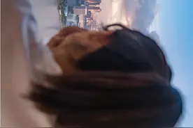 这才是窗户的正确打开方式！给你看个不同角度的上海→图片