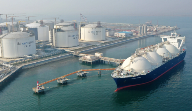 明抢5000万桶石油后	，特朗普转头才发现：中国连一桶都不肯买了