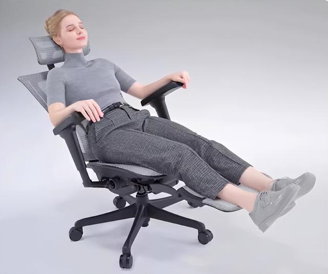 2025双12人体工学椅推荐？亲身实测，办公椅电脑椅最新选购攻略！