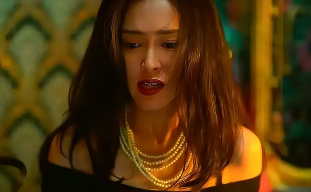 婚变传闻不到2月	，42岁唐嫣高调官宣喜讯，罗晋的近况却让人唏嘘