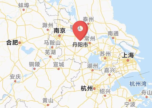 帝王之乡，眼镜之城，当年解放上海也从这里启程