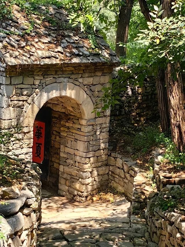 山东藏着座千年古城，免费又好逛，高铁1小时直达，现在去正合适