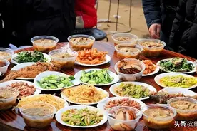 我国哪里的宴席最坑人？这五个地方榜上有名，随礼一百块都算吃亏图片