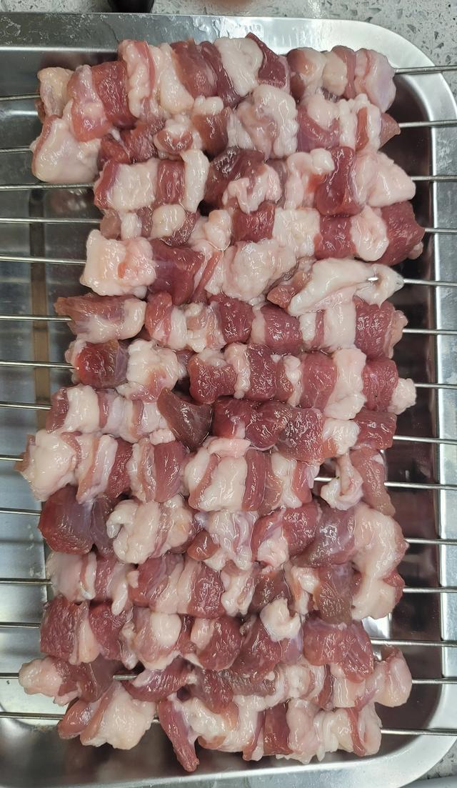 全中国哪里的羊肉最好吃？我给大家推荐一处	，那叫一个绝