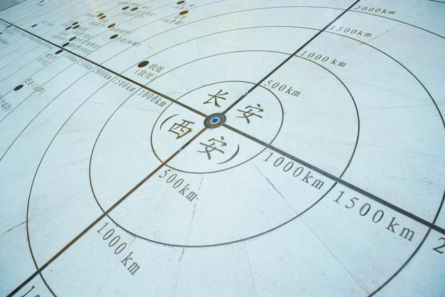 千年诗脉，一城风华：跟着唐诗的足迹 触摸鲜活的长安