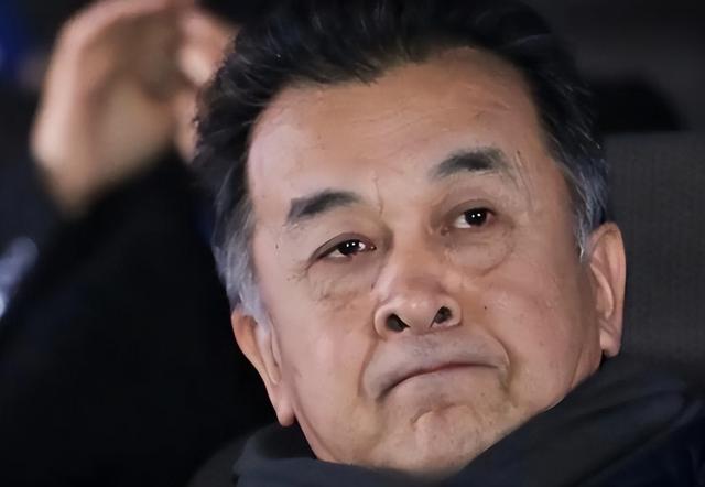 “免职风波”10年后，再看黄宏现状，才明白当初我们冤枉李双江了