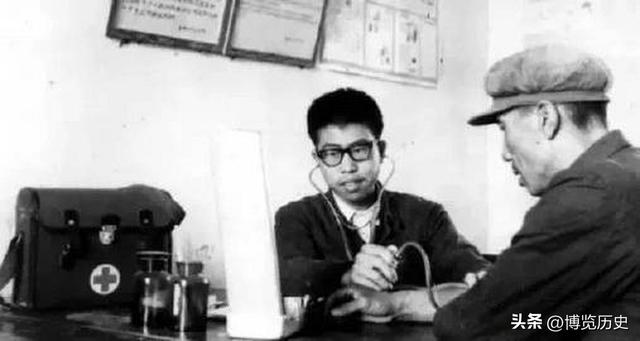 1981年李敏病倒后独自住院，秦基伟得知后下令：把孔令华调到北京