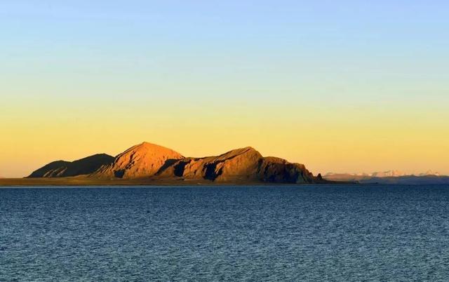 西藏没有海，却收集了世间所有蓝