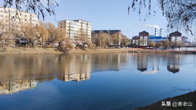 牡丹江市区水域：碧波织就的北国水韵图