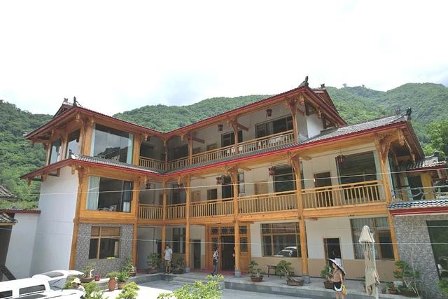 超绝盛夏避世指南！这个暑假在白马山寨找回生活本味