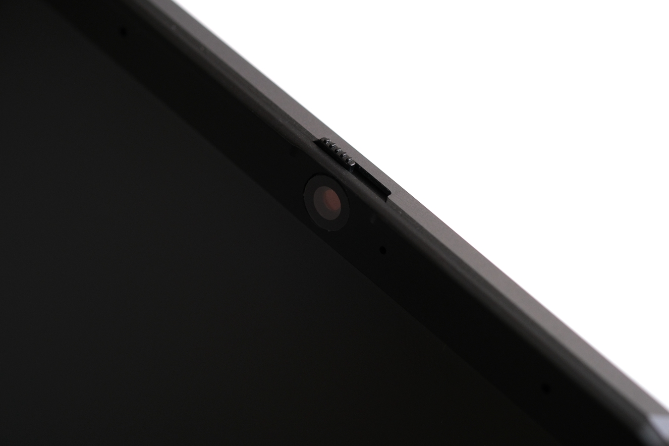 性能与便携也可兼得,宏碁非凡Go青春版够轻够薄够强悍