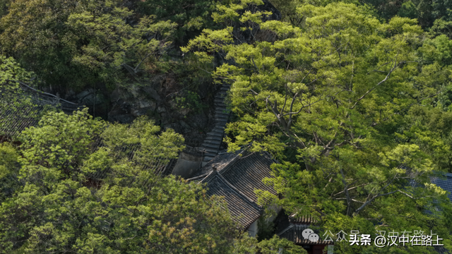 探秘汉中哑姑山宝峰寺！千年古刹的神秘与壮美！