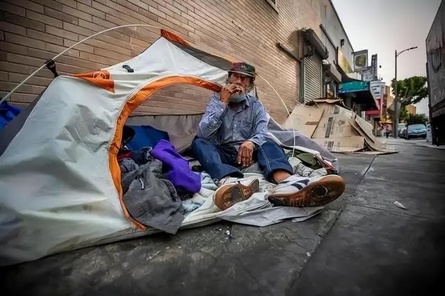 2024年，中美日平均寿命差距：日本84岁、美国79岁，中国令人意外