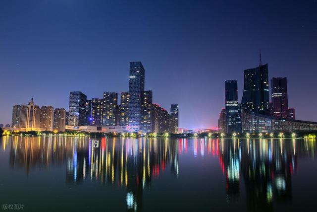 中国沿长江的省份，省会几乎都沿江而设，为何安徽省会却是合肥？