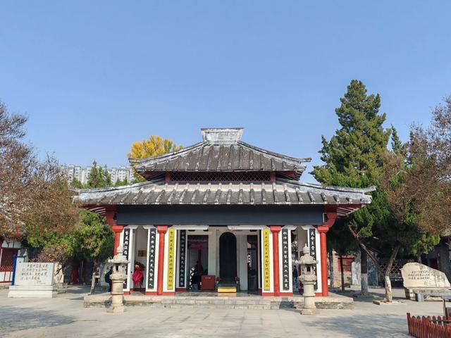 2025北京到海南行程第四天:从东到西游南阳,走现代路看古代景