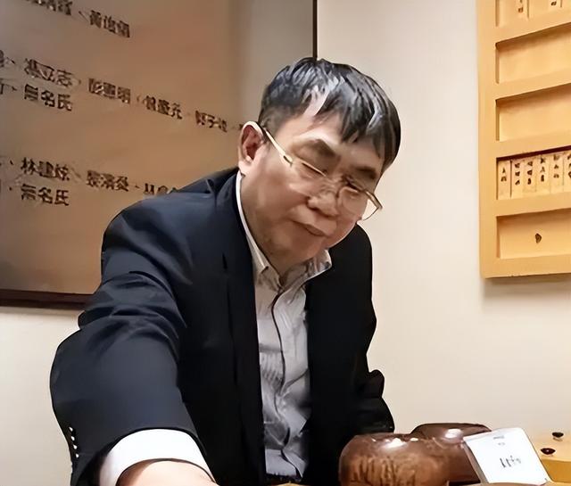 聂卫平女儿发布讣告公开，暗示父亲离世真相	，不是癌症那么简单