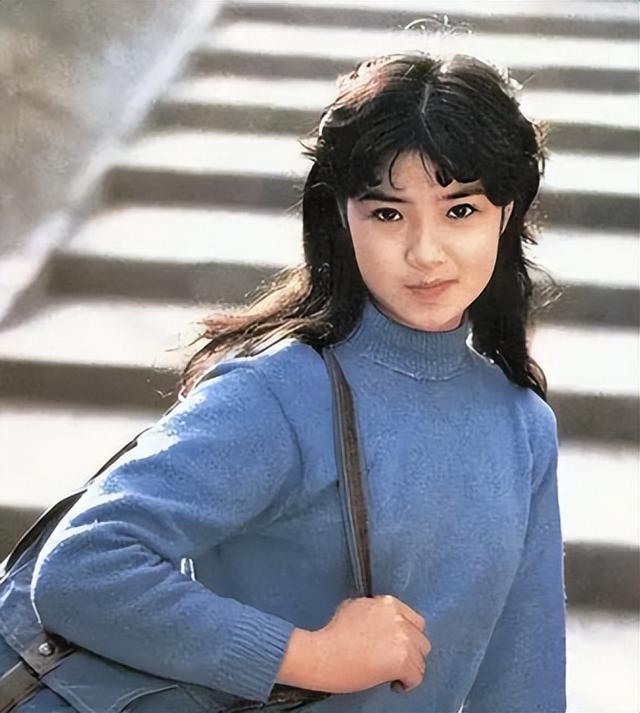 湖南一女子因长得太漂亮，55岁没上过一天班，颜值曝光后网友懵了