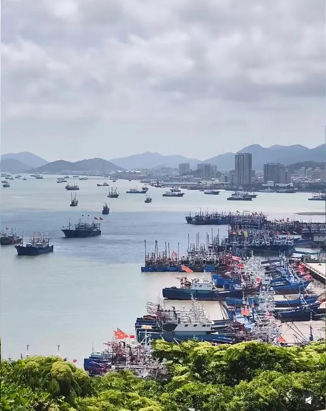 别乱逛！宁波这3个古镇才是必选项，文化、水乡、海鲜全拿捏