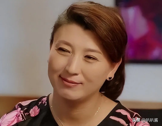 人狂必有祸！这次被何庆魁骂白眼狼的闫学晶，狐狸尾巴藏不住了