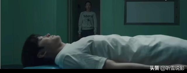 《四喜》：直到何丽华送出祖传玉镯， 才知道，冯家为何家破人亡！