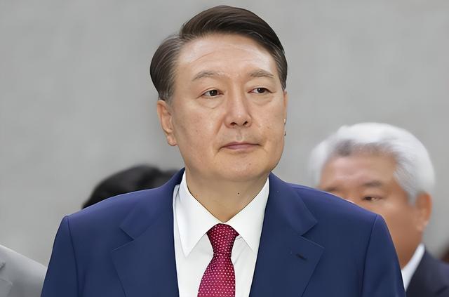 60多年来头一遭，韩国政坛做出重大决定，尹锡悦等来一个坏消息