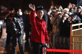 宝石老舅《若月亮没来》惊艳四座，网友：这季他真是杀疯了！图片