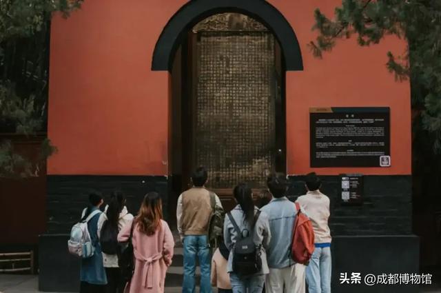 TA说成博丨六家博物馆集体“穿越”！还是四川人会整活！