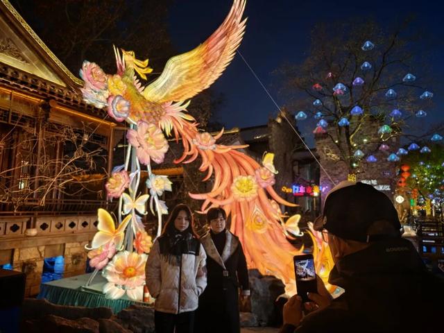 亮灯！马到！这是昨晚的南京