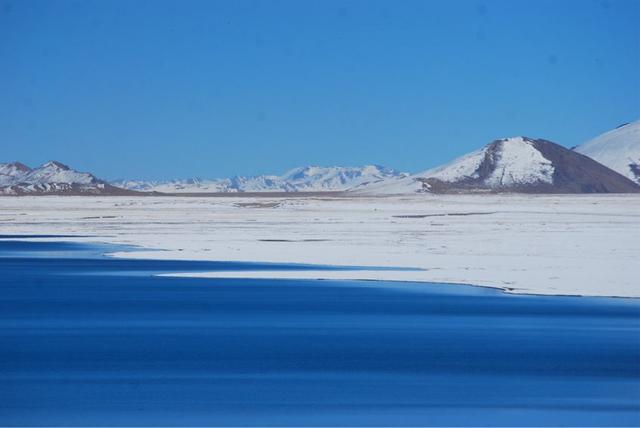 佩枯措：西藏最静的一滴泪，见证沧海桑田的万年湖镜