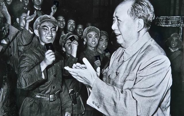 假如毛岸英没有牺牲，毛主席会不会让他接班？答案非常简单！