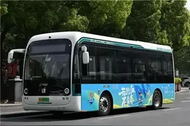 上海最新确认！5月1日起，新开两条主题公交线路！其中一条限时仅一个月图片