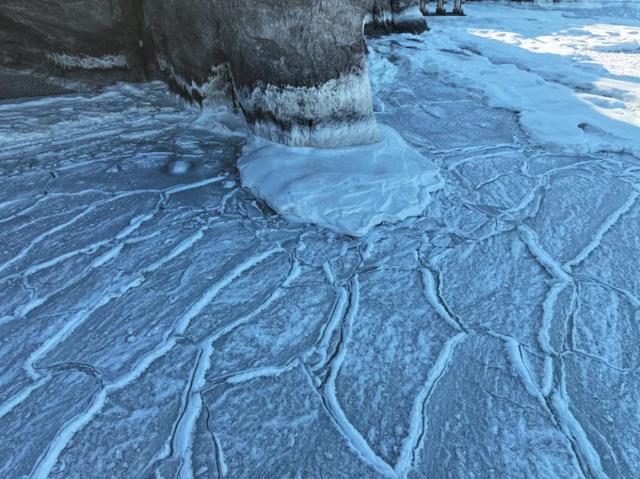 东北看海新体验:大连变身“北极分极”