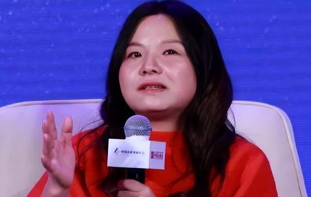 美国扶持的4大中国富豪起作用了	，在国内疯狂捞钱，转身捐给美国