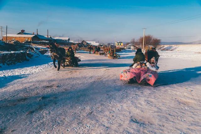 零下71℃的极寒秘境，500人坚守的"冰原村"，藏着怎样的秘密