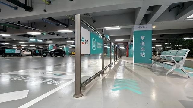 虹桥火车站停车过夜收费，周边便宜停车方案