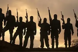 俄军最大外援！48国民众跑到俄罗斯参战图片